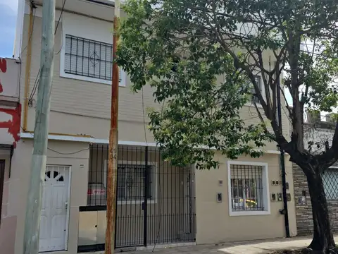 PH en Venta en Caseros, Partido de Tres de Febrero