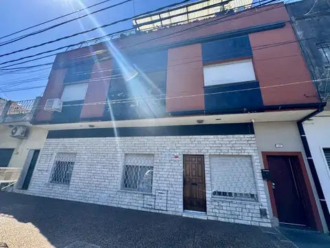 PH en Venta en Caseros, Partido de Tres de Febrero