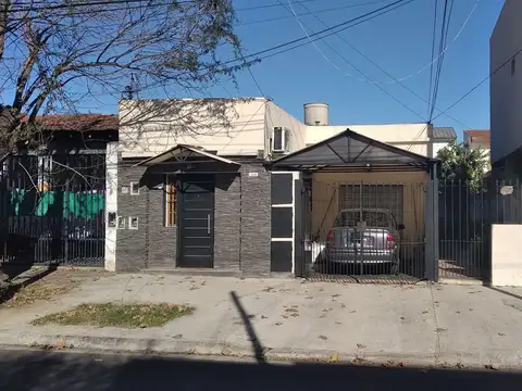 PH en Venta en Caseros, Partido de Tres de Febrero