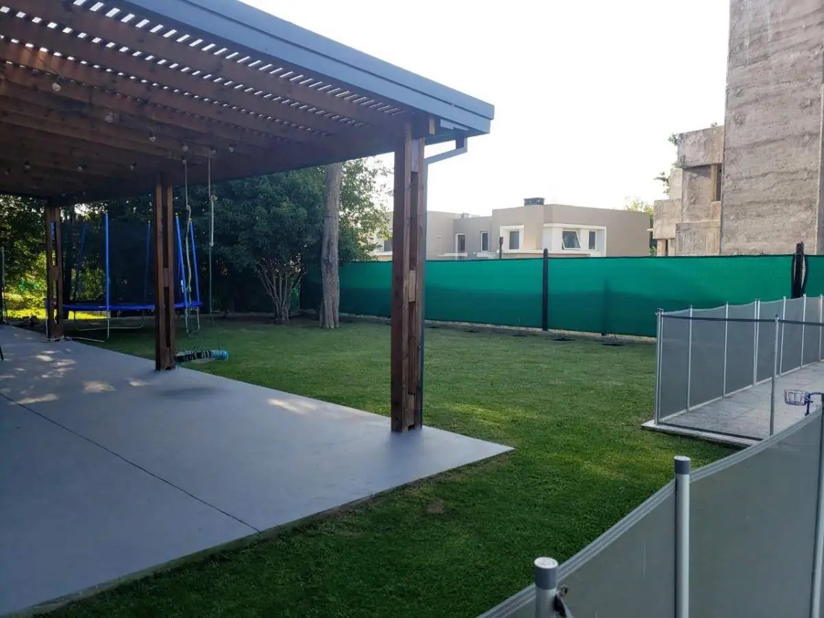 VALLE ESCONDIDO - CASA  - VENTA- UNICA
