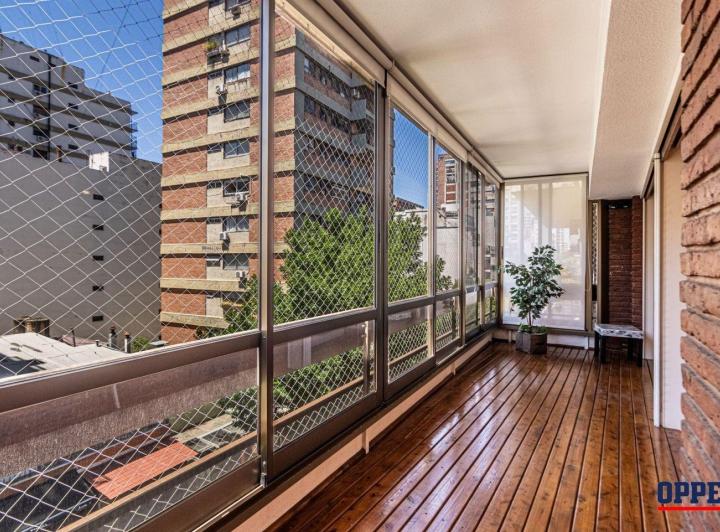 Departamento · 103m² · 5 Ambientes · 1 Cochera