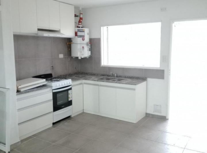 Casa · 192m² · 4 Ambientes · 3 Cocheras