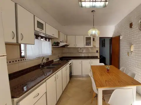 PH en Venta en Remedios de Escalada, Partido de Lanús