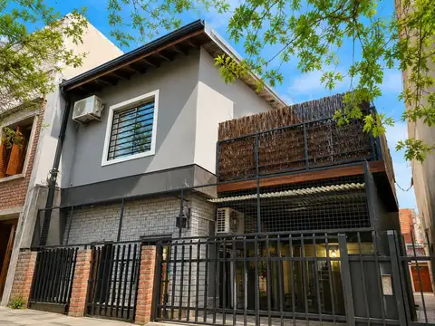 PH en Venta en Caseros, Partido de Tres de Febrero