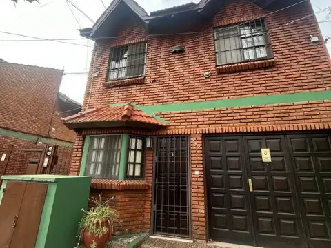 PH en Venta en Castelar Sur, Castelar