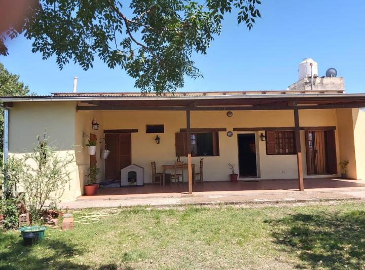 Casa · 460m² · 6 Ambientes · 2 Cocheras