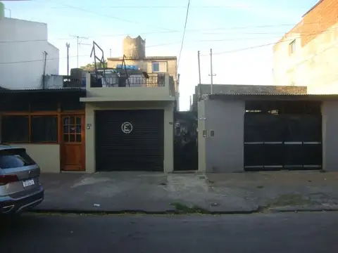 PH en Venta en Caseros, Partido de Tres de Febrero