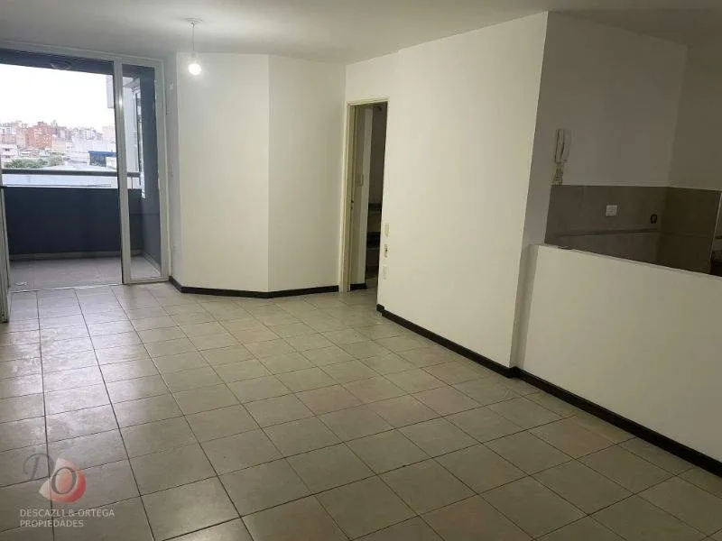 BARRIO GENERAL PAZ- EXCELENTE DEPARTAMENTO 2 DORMITORIOS 2 BAÑOS- BALCON AL FREN...
