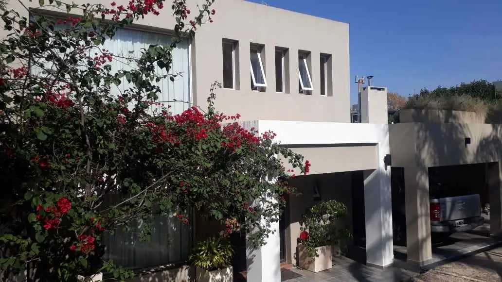 VENTA  HERMOSA CASA Q2