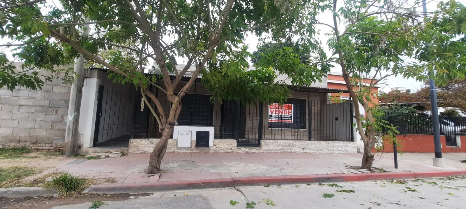 VENDEMOS CASA MAS DEPTO