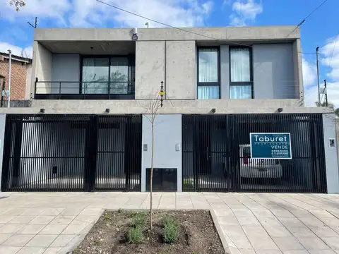 PH en Venta en Ituzaingo, Partido de Ituzaingó