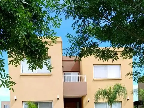 PH en Venta en Pilar del Este - San Eduardo, Countries y Barrios Cerrados en Pilar