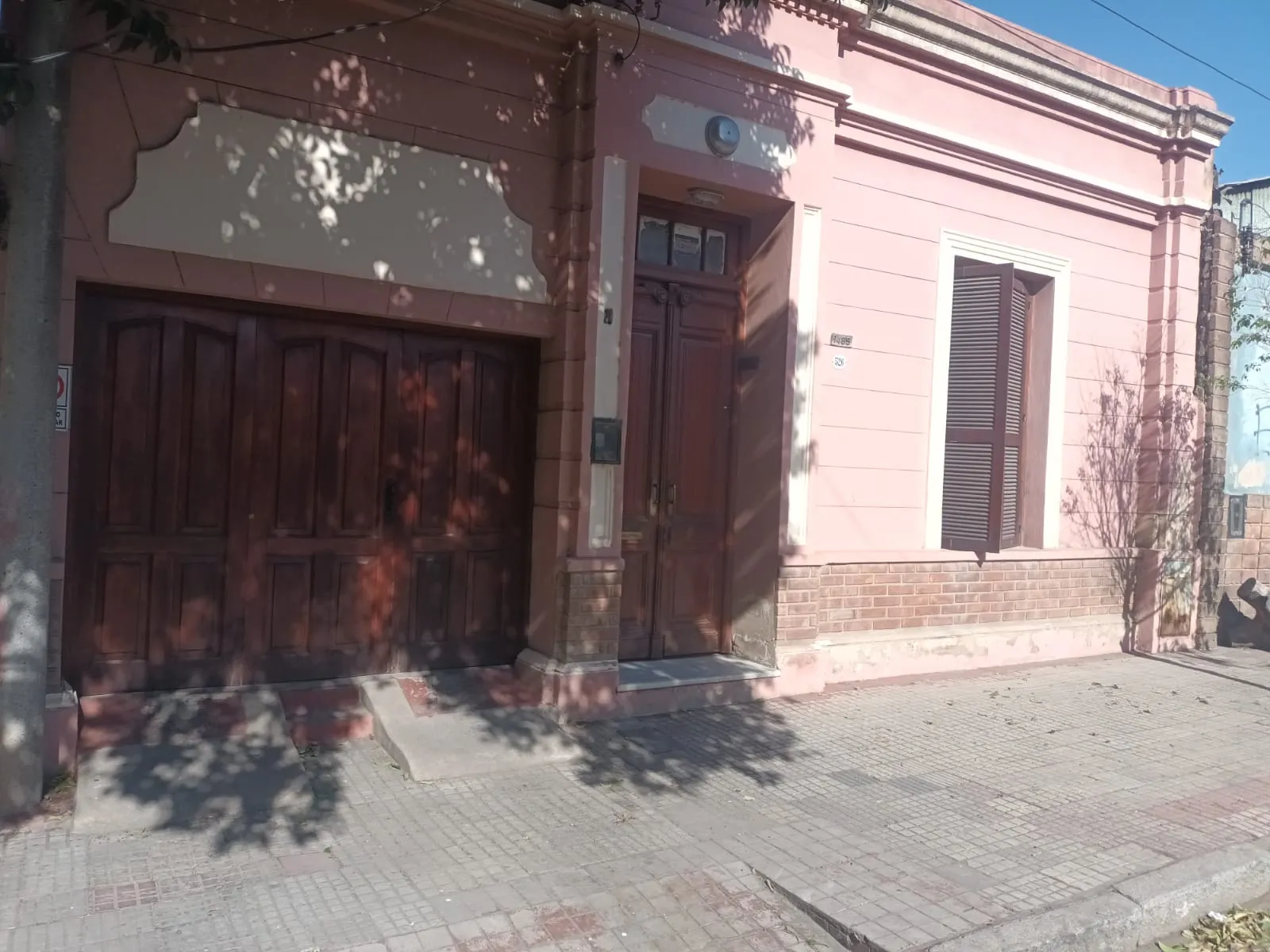 HERMOSA CASA ANTIGUA REMODELADA
