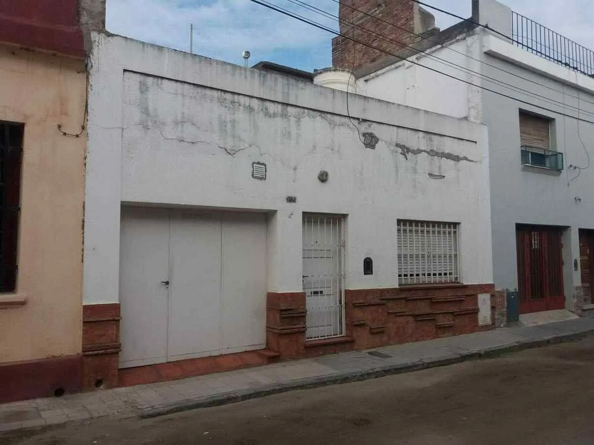 Vendemos hermosa casa a 5 min del centro