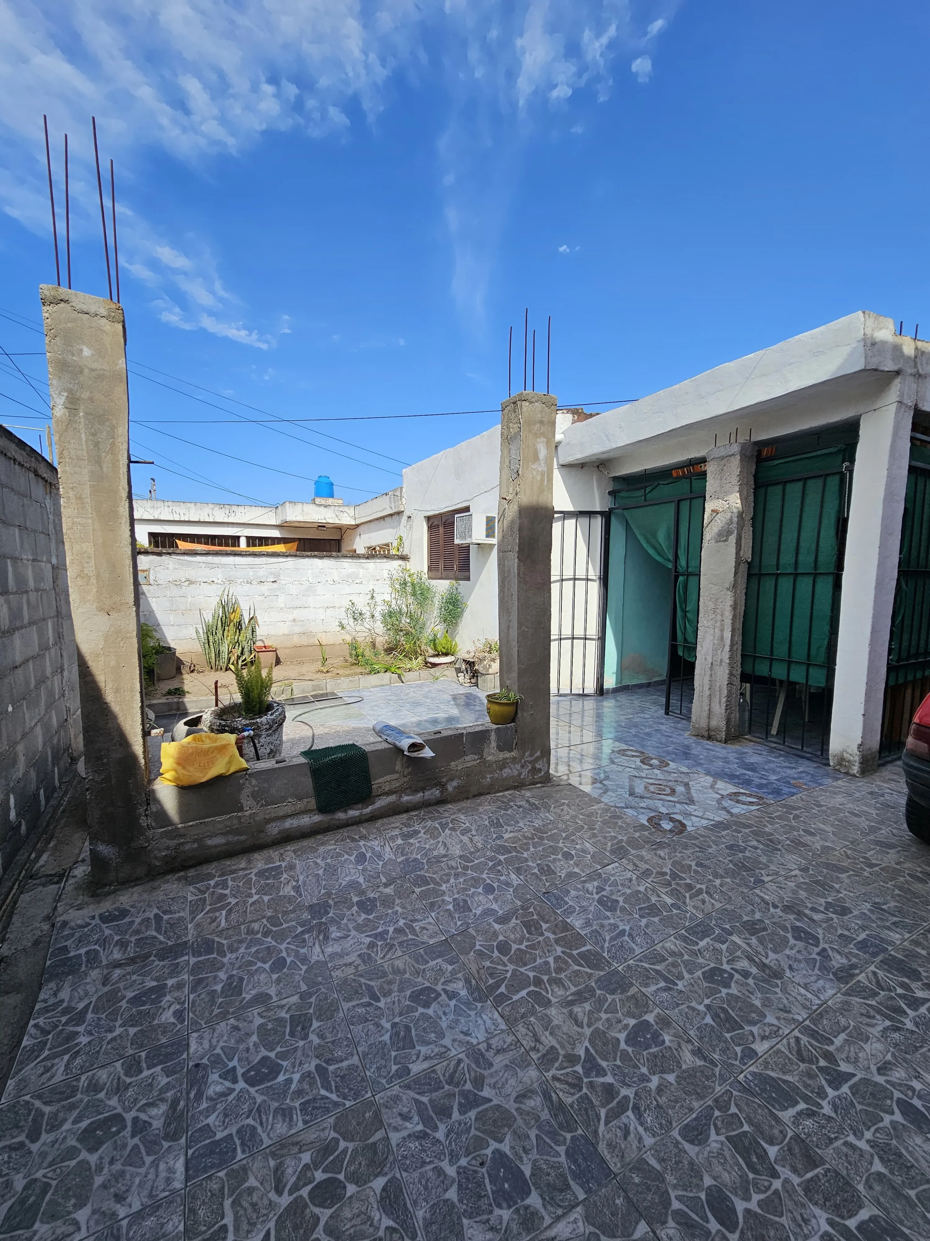 oportunidad en venta casa 2 dormitorios - ideal inversores para refacción