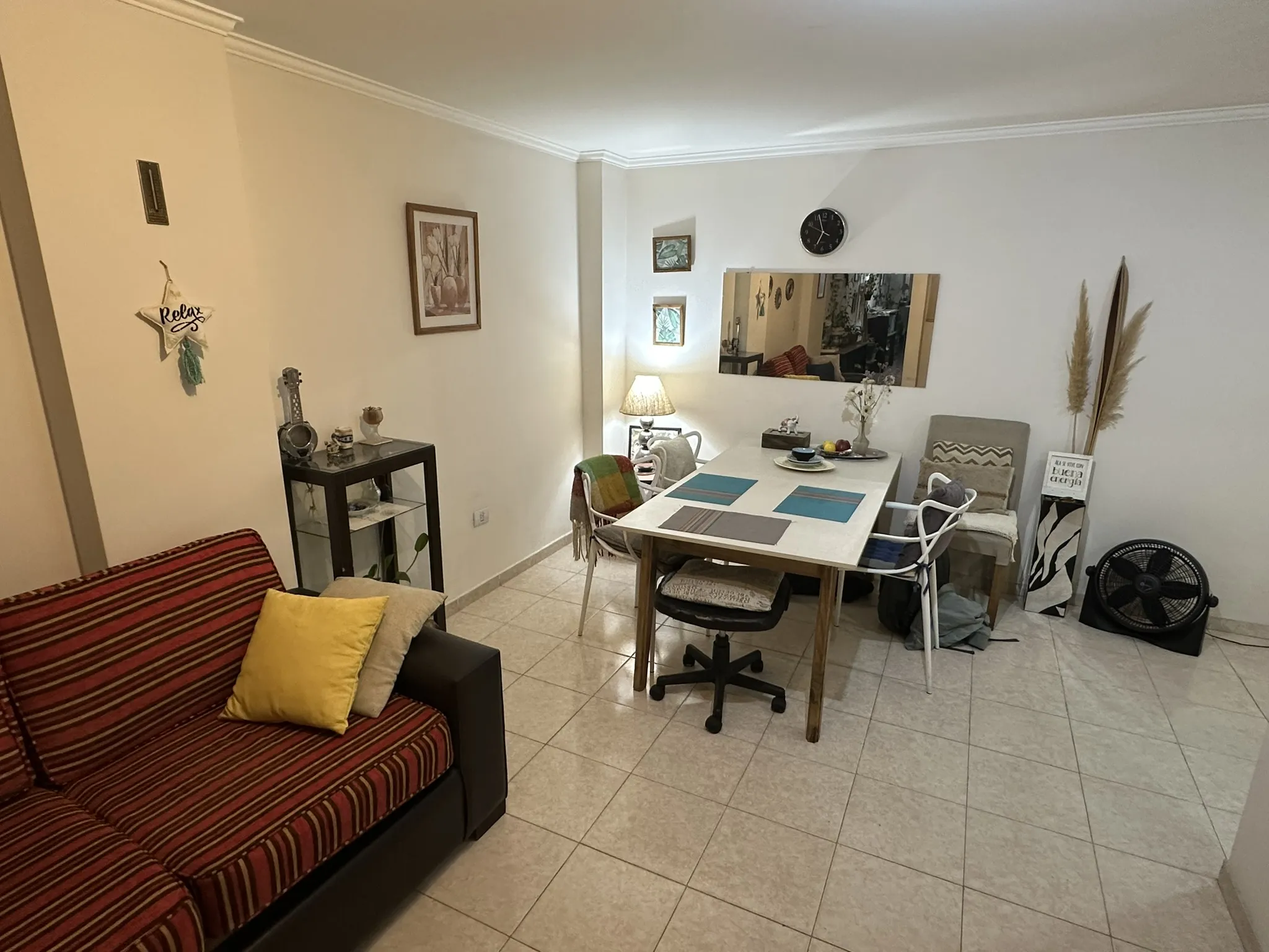 2 DORM - 2 BAÑOS - EXP BAJAS -COMODO Y FUNCIONAL - A PASOS DE TODO - PLAZA COLON