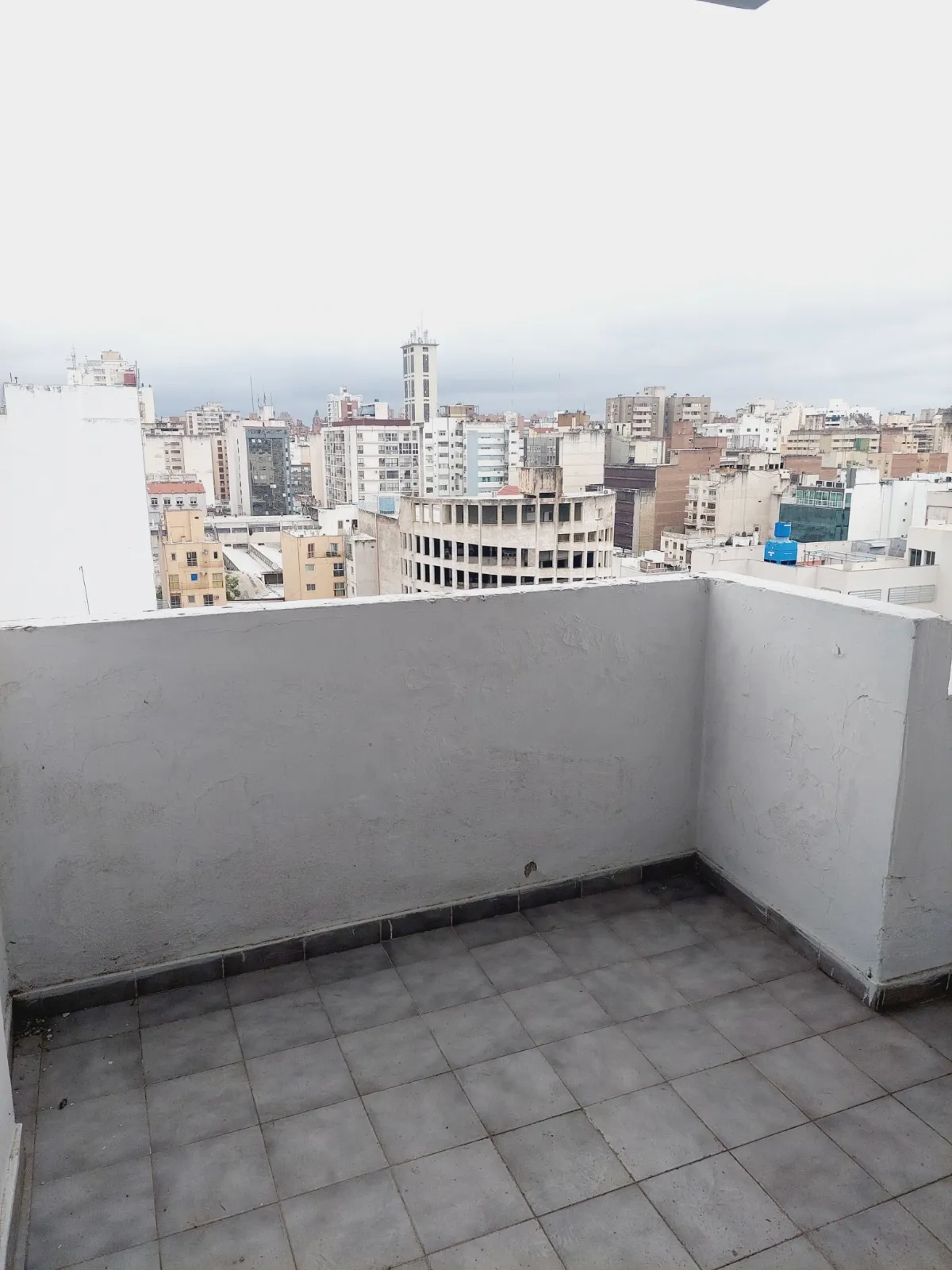 ¡LOPEZ BAENA OFRECE EN VENTA UN GRAN DEPARTAMENTO EN PLENO CENTRO DE CÓRDOBA!