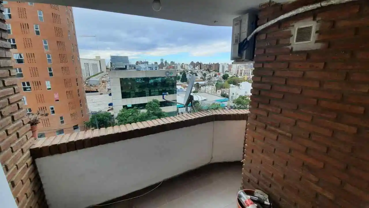 Venta Departamento 3 Dorm. con Cochera en Pueyrredón 600