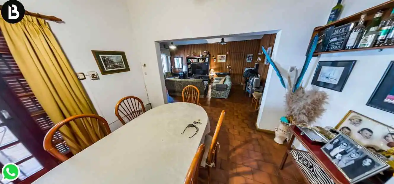 Casa en Venta 2 dorm. en excelente ubicación de B° Marquez