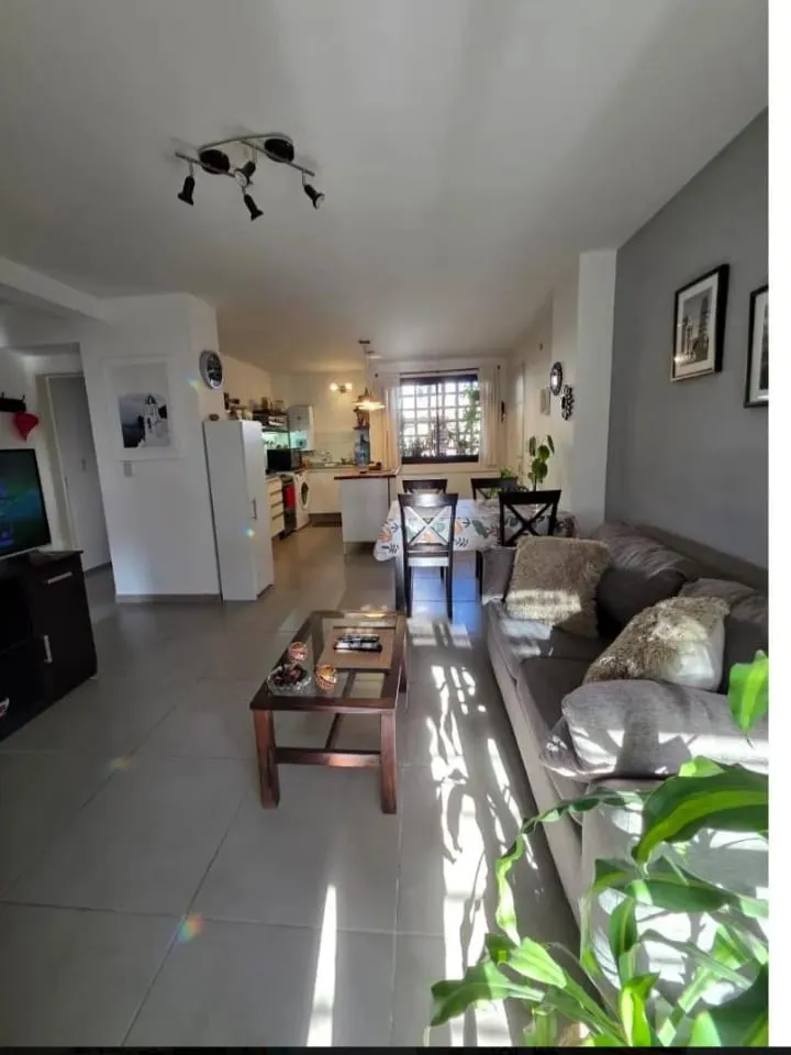 Venta Depto 2 dorm y cochera. Carrascal B° Mutual Docente FINANCIADO