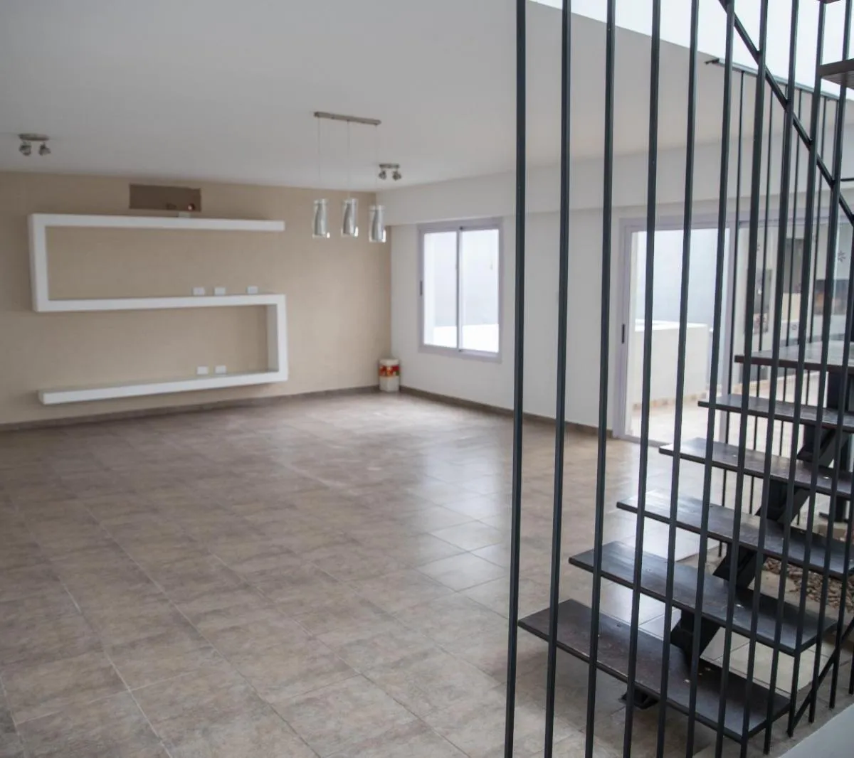 CASA 4 DORMITORIOS BARRIO PRIVADO TERRAZAS DE LA ESTANZUELA