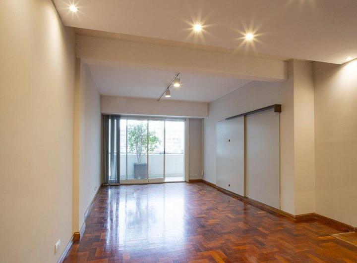 Departamento · 94m² · 7 Ambientes · 1 Cochera