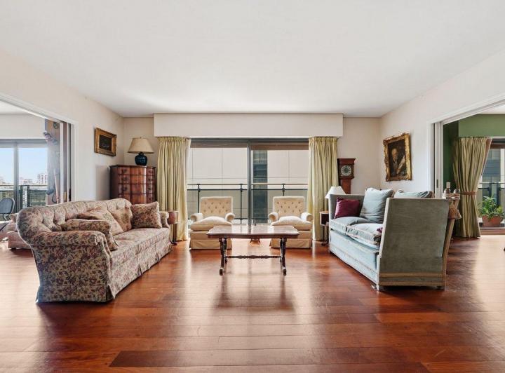 Departamento · 252m² · 5 Ambientes · 1 Cochera