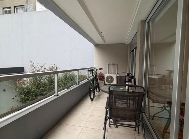 Departamento · 50m² · 2 Ambientes · 1 Cochera