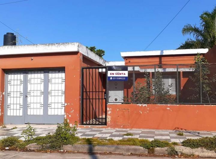 Casa · 300m² · 8 Ambientes