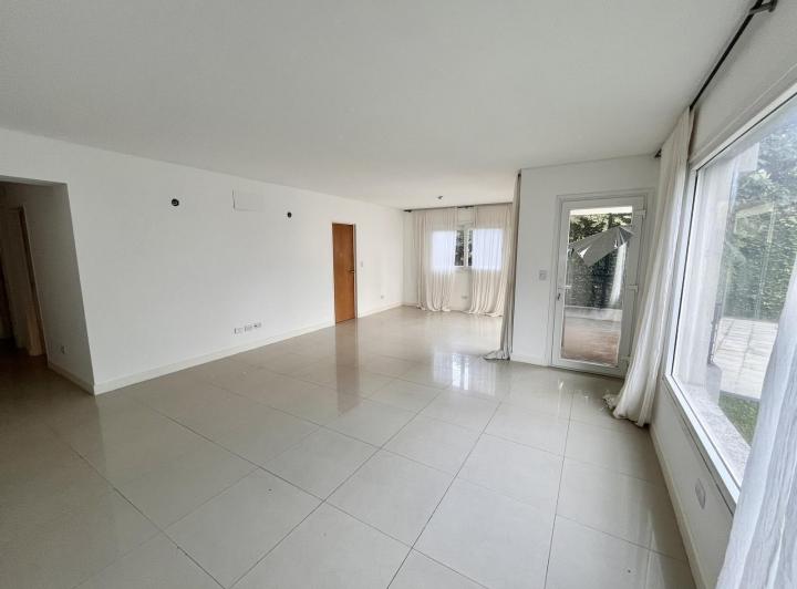 Departamento · 171m² · 4 Ambientes · 2 Cocheras