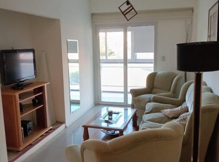 Departamento · 70m² · 2 Ambientes · 1 Cochera