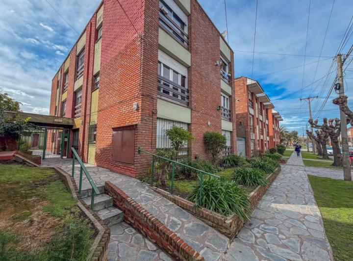Departamento · 75m² · 4 Ambientes