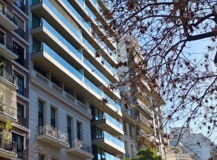 Departamento · 190m² · 4 Ambientes · 1 Cochera