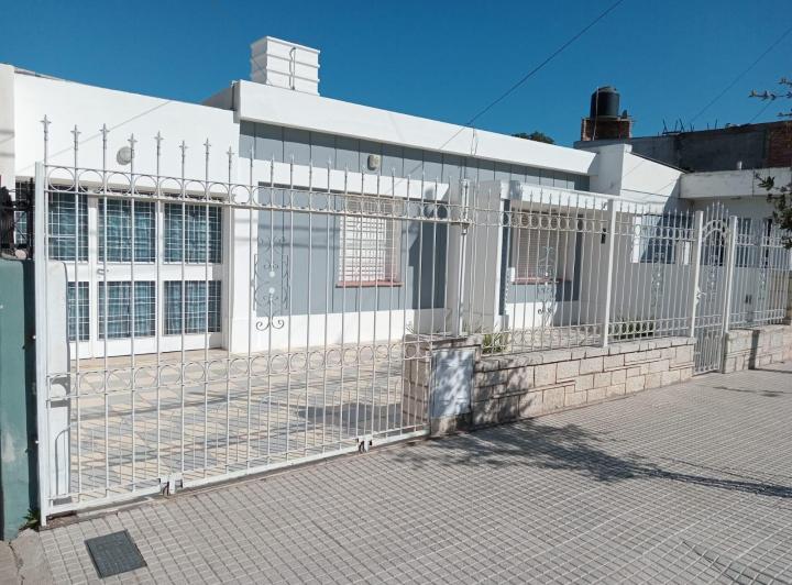 Casa · 8 Ambientes