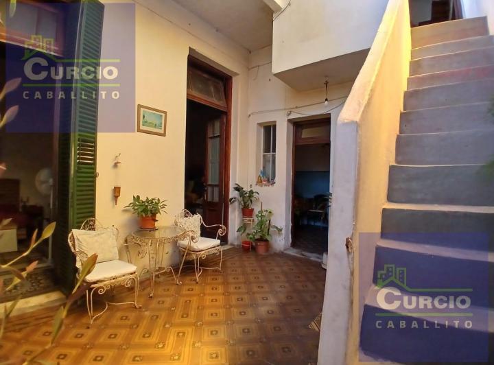 Casa · 178ha · 7 Ambientes · 1 Cochera