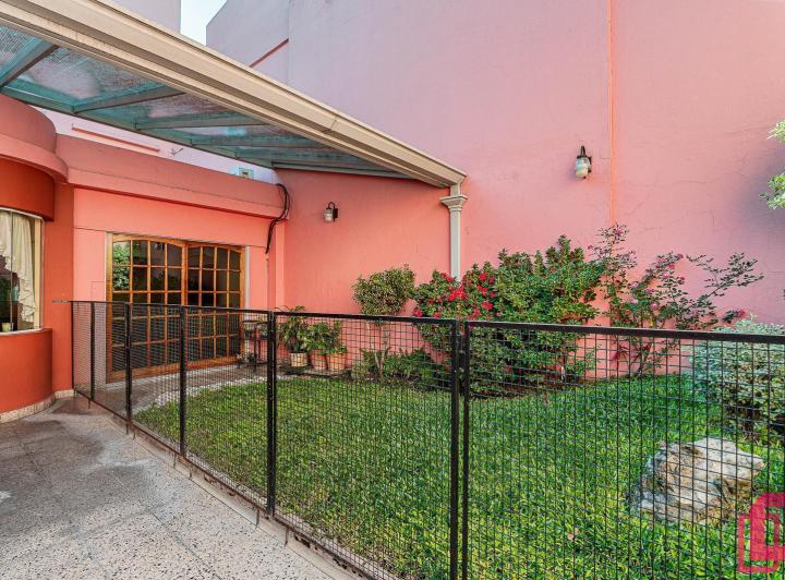 Casa · 186m² · 5 Ambientes · 2 Cocheras