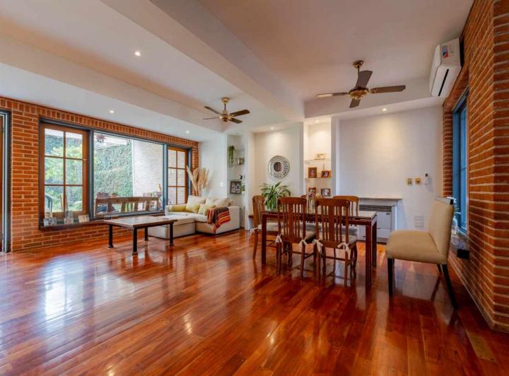 Casa · 148m² · 4 Ambientes · 1 Cochera