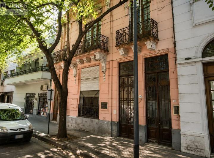 Casa · 1000m² · 26 Ambientes