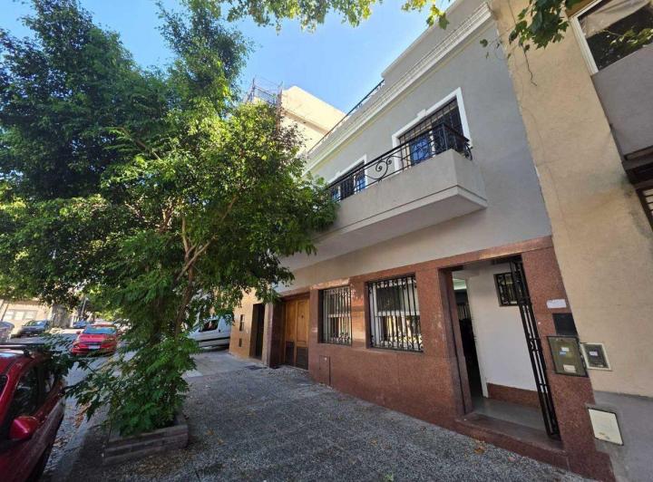 Casa · 332m² · 7 Ambientes · 1 Cochera