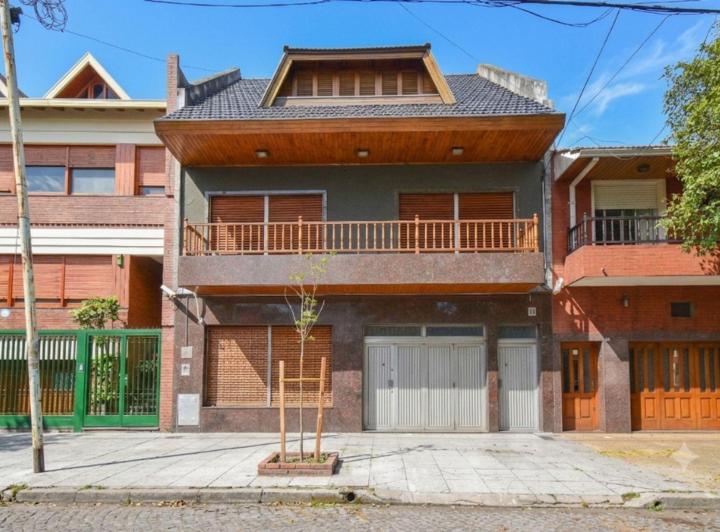 Casa · 273m² · 5 Ambientes