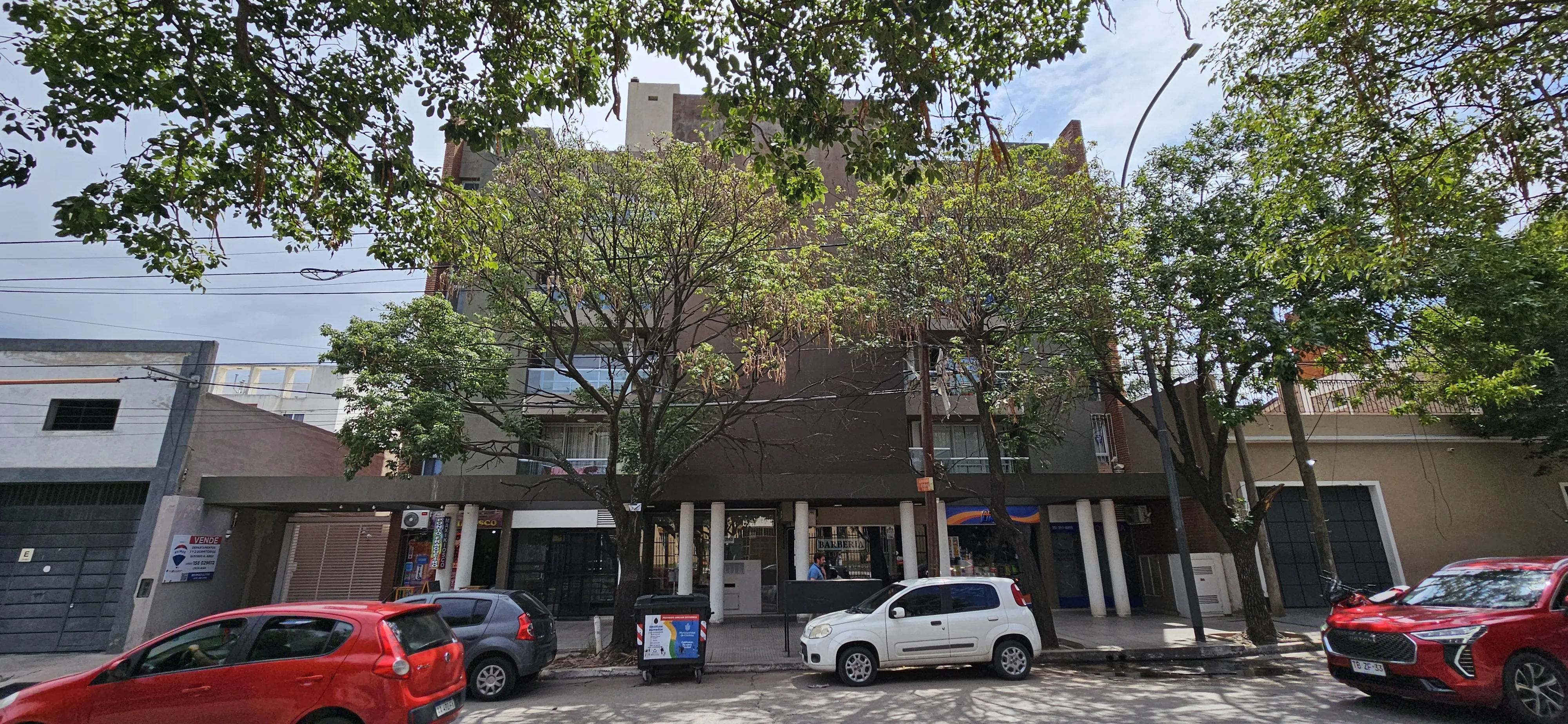 Departamento 2 dormitorios con cochera en Alta Córdoba