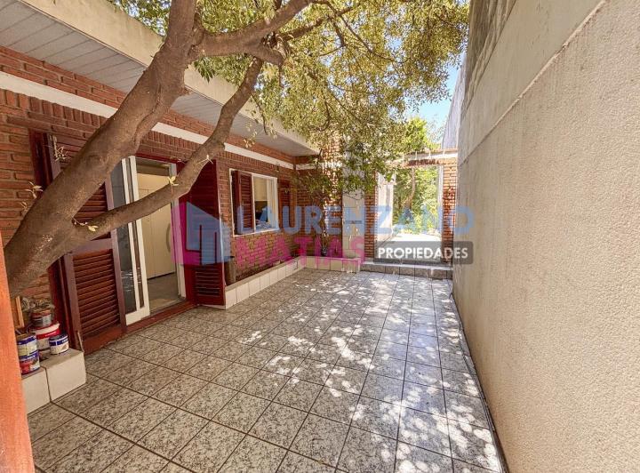 Casa · 151m² · 4 Ambientes · 1 Cochera