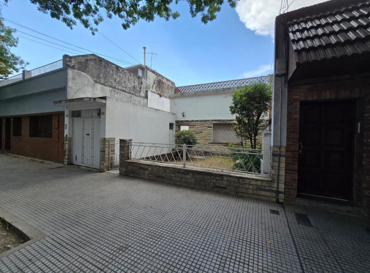 Casa · 148m² · 7 Ambientes · 1 Cochera