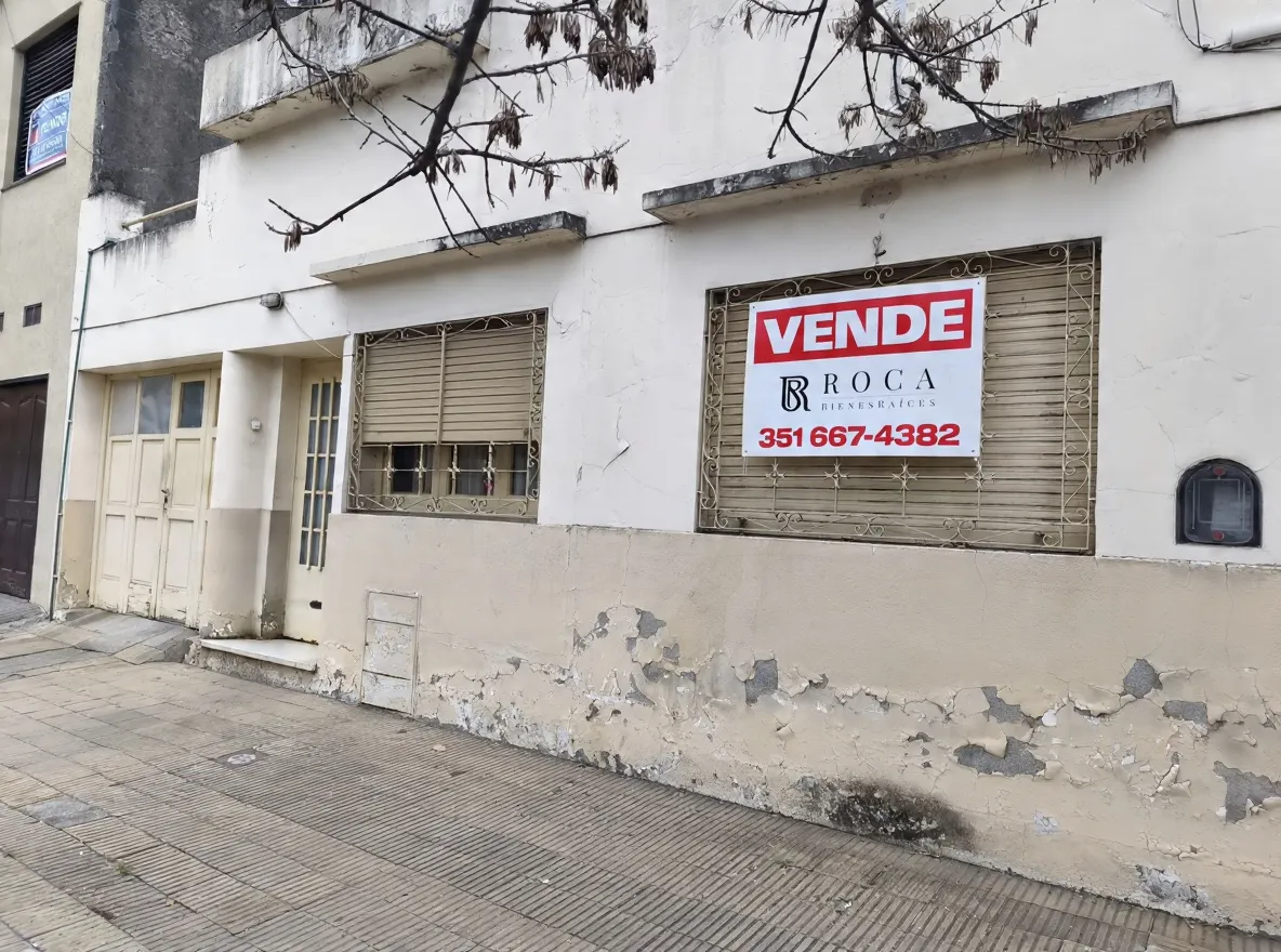 CASA EN VENTA ALTA CORDOBA 2 DORMITORIO PATIO Y COCHERA