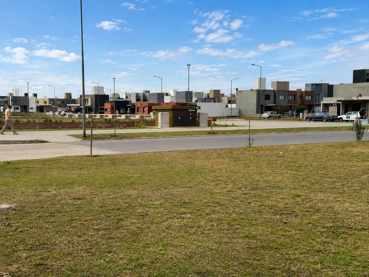 Colinas de Manantiales* 14 mts de frente | Apto dúplex | Frente a espacio verde