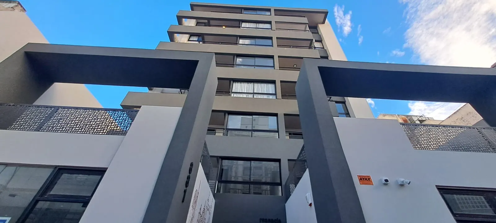 B° CTRO A ESTRENAR CASEROS 881 ESQ SAN J CALAZANS 1 DORMITORIO CON BALCON !