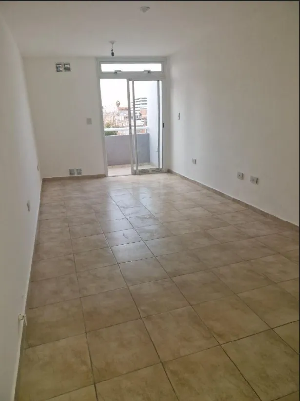 Venta! ¡Oportunidad en Alberdi! Departamento de 1 Dormitorio con Dos Balcones