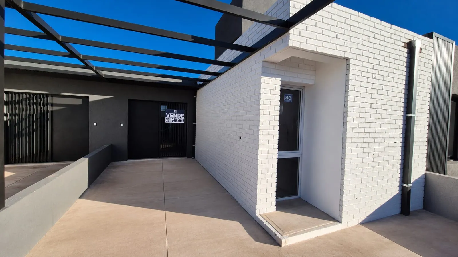 Venta Dúplex De 2 Dormitorios Con Patio De Luz Amplio! Docta Urbanización!