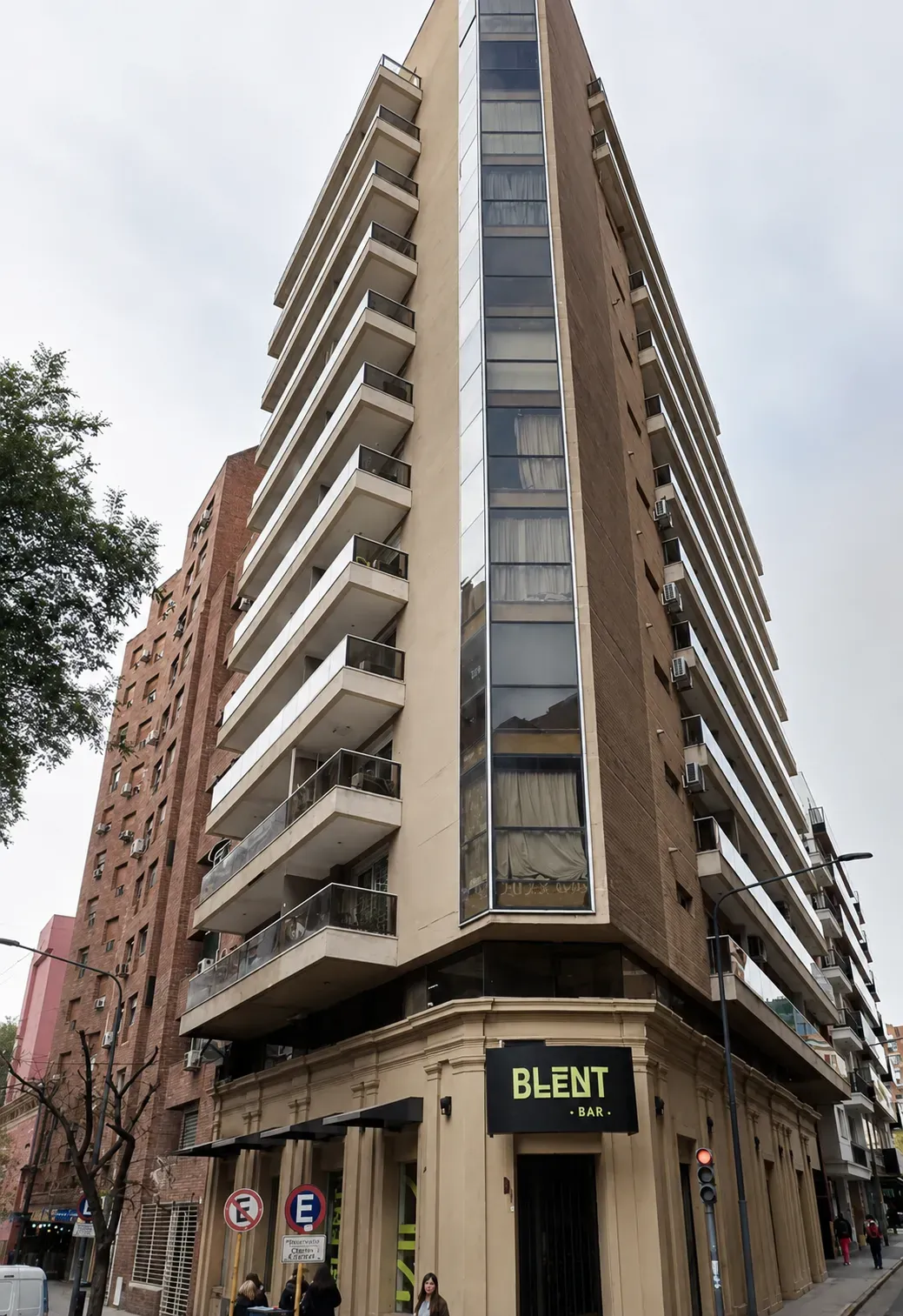 ALQUILER 1 DORM CON BALCÓN Y AMENITIES - Güemes