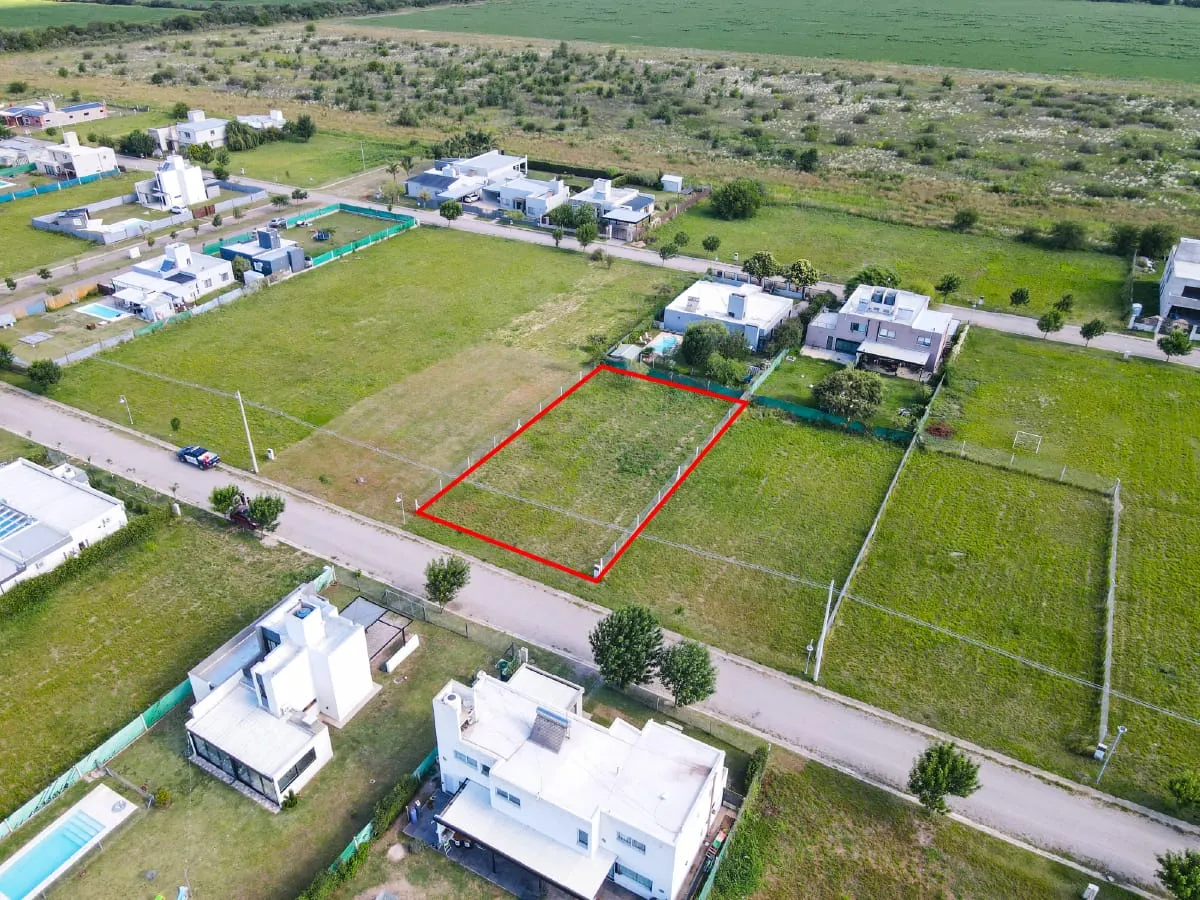 VENTA TERRENO 800 mts LA PAMPEANA